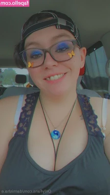 darnisha.e [ darnisha-e ] - Heeeeyyyyh Fridaaaaayyyyy