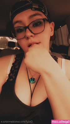 darnisha.e [ darnisha-e ] - A lick a day keeps the doctor away