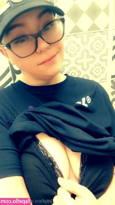 darnisha.e [ darnisha-e ] - FREE SUBSCRIPTION     francesok     AVALIABLE    Hi honey  I m here