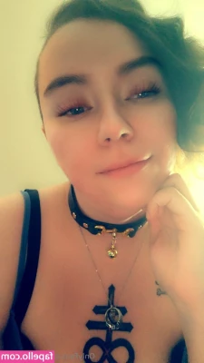 darnisha.e [ darnisha-e ] - Yummy thighs, don't you agree? 😳 Leave a 💖 if you do!  Full HD