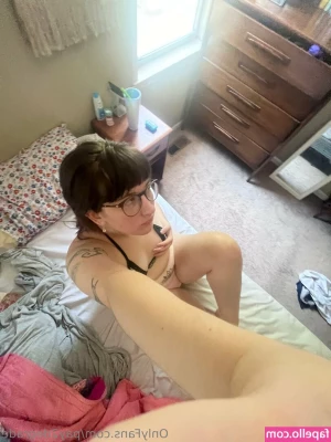 deitymary - Who wants to smack it