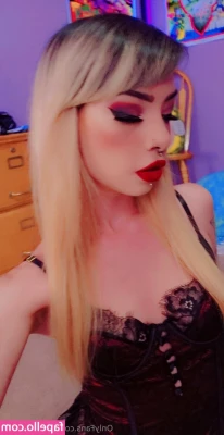 jaylablissfree - Feet     legs   and pussy   what more could you want   32dddmilf
