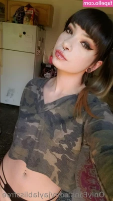 jaylablissfree - Stick your face in my titties 😉😉