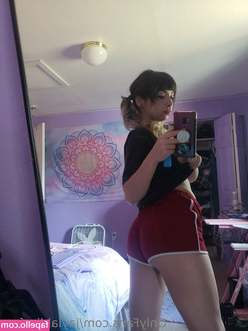 jaylablissfree - This tattooed girl  indie_indie fucks like a goddess    Make sure of
