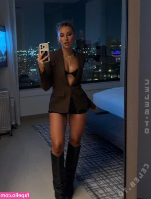 Gia Duddy [ gia-duddy-5 ] - A little bts while editing today 🤣🙃