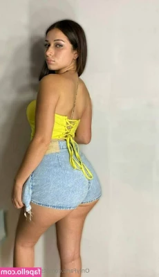 itsemilyissweet - It's Friday 🐰