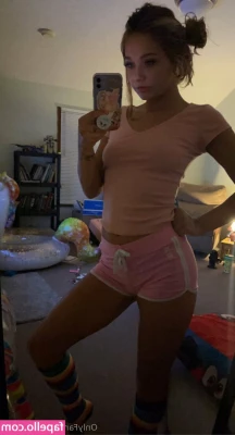 Mia Kay [ mia-kay ] - Hope you re all having a great night