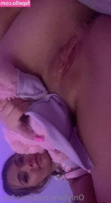 Mia Kay [ mia-kay ] - who’s your mommy? 💗