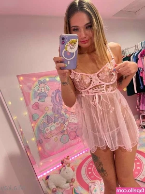 Mia Kay [ mia-kay ] - Off to the gym    Show this post some love if you think I should film