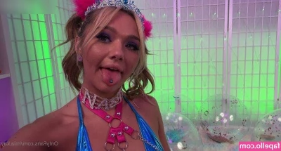 Mia Kay [ mia-kay ] - XXXtra thick cock  amp  body shooting a powerful load that ll give
