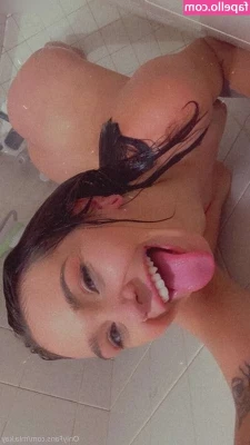 Mia Kay [ mia-kay ] - Some more of my booty  lt 3