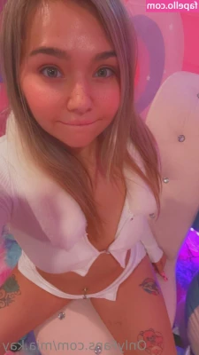 Mia Kay [ mia-kay ] - Bi College jock called me when his roommate left  He wanted to fuck