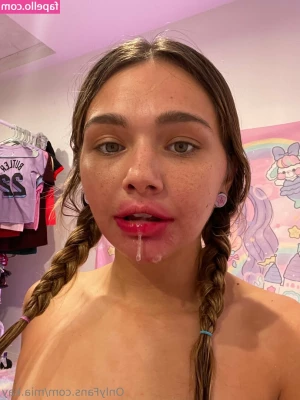 Mia Kay [ mia-kay ] - Cum show starting in 5min