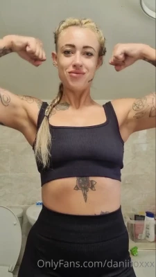daniifoxxx - I miss his ass   If you guys like it  I ll rerun it again  Please hit