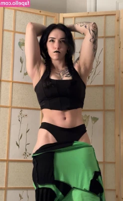 Amberthevalkyrie - MON 1 ER GANG BANG 3 gros engins dans ma chatte