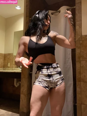 Amberthevalkyrie - When I wake up in the morning and feel the fittest it is late at at