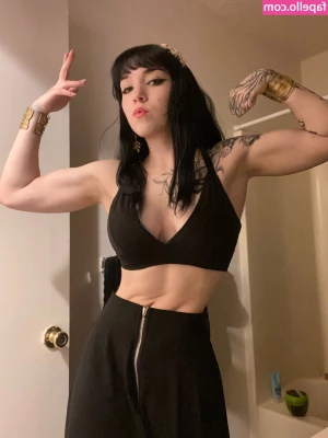 Amberthevalkyrie - Hablo muy poco