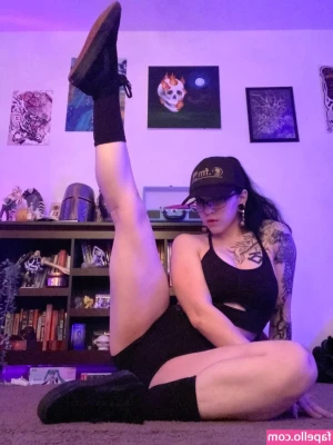 Amberthevalkyrie - Happy Monday
