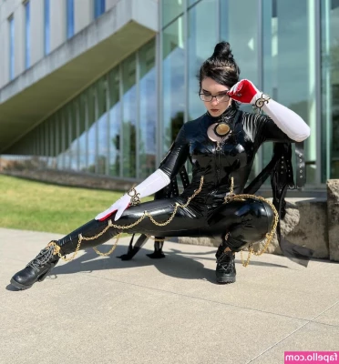Amberthevalkyrie - What exactly to make of this