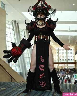 Amberthevalkyrie - Damn  this dress is