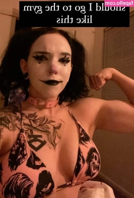 Amberthevalkyrie - Feelin cute in a dress and out