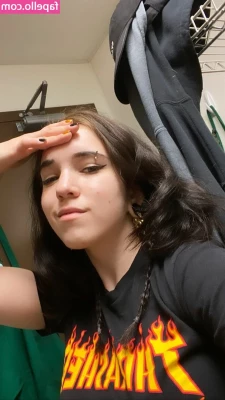 Amberthevalkyrie - 💋 NEW JOI -  Your Touch-Starved Best Friend to Lover 💋 11 min