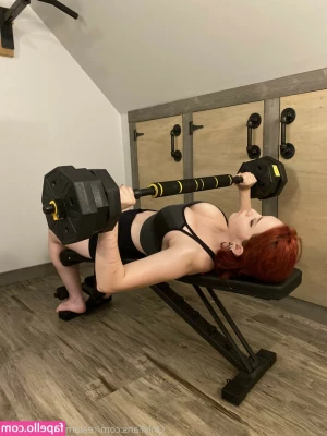 Amberthevalkyrie - Look at that sexy ass  saddle