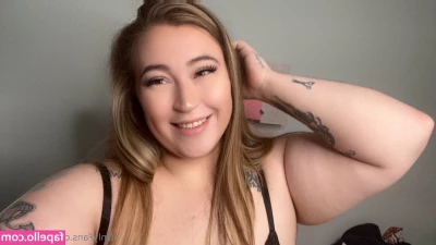 swaybaee - Jiggly tiddies!