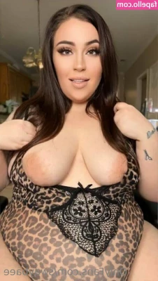 swaybaee - Cum on my tits