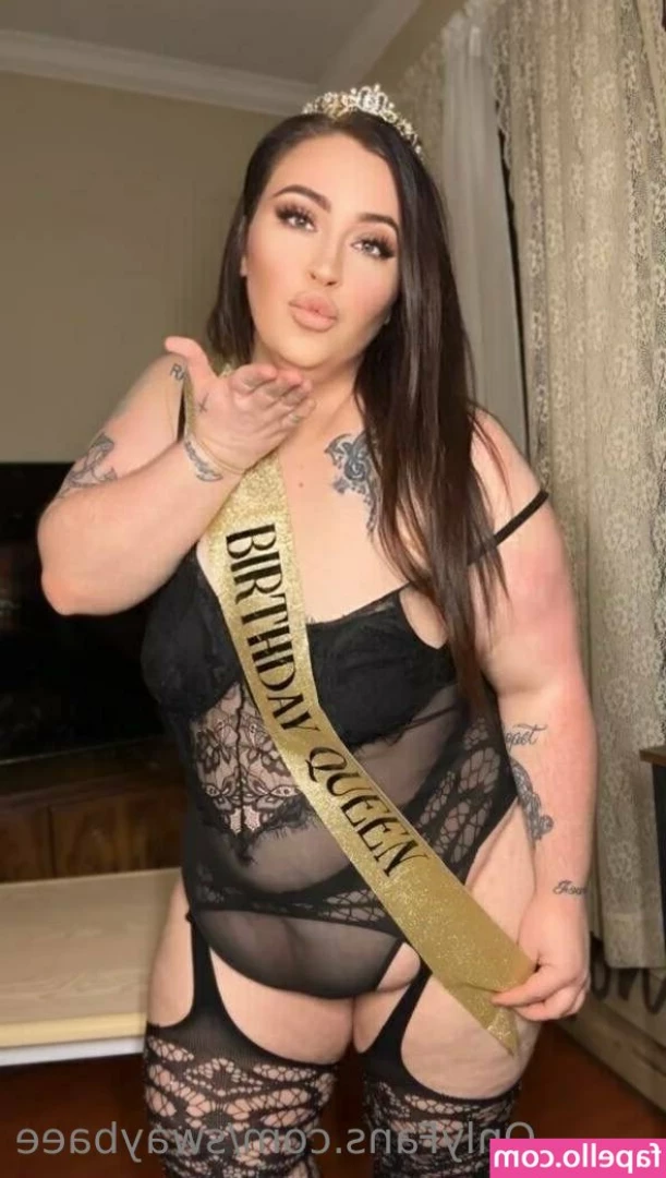 swaybaee - A sexy sucking succubus!! I want to suck your soul out of your cock!!