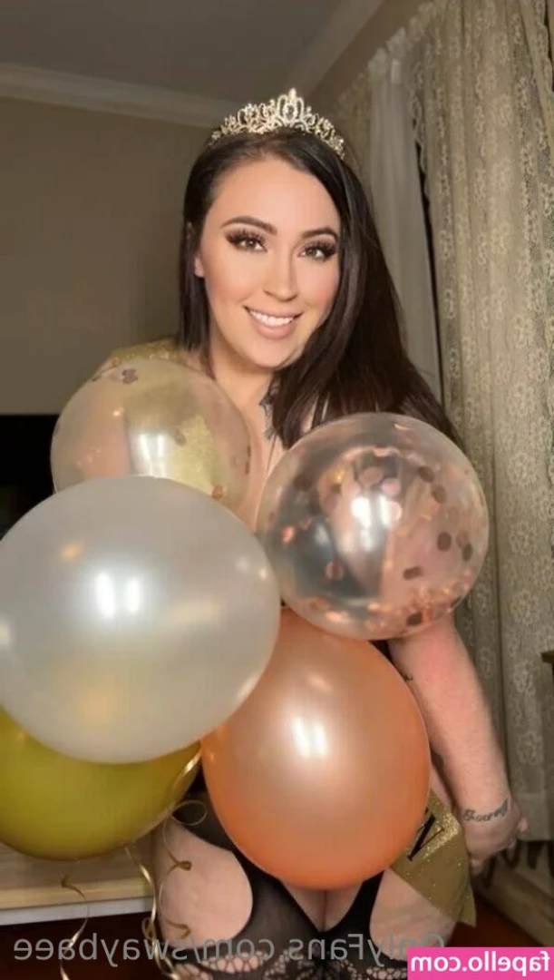 swaybaee - Sending You a Smile  for My OnlyFans
