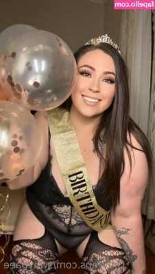 swaybaee - I sent out rebill videos as well as my last free video of the month