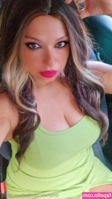 bellaca_latina [ bellaca-latina ] - hungry?