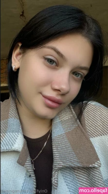 reginavin - Do I have bedroom eyes?