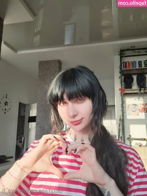 sonya_cosplay [ sonya-cosplay ] - two-way strap on dildo vs my 18 year old pussy and her ass 🍑 this