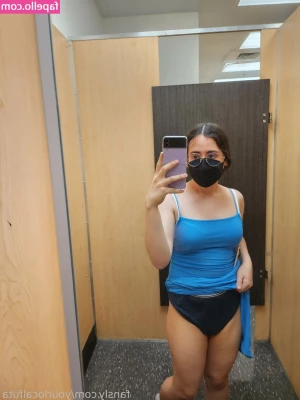 yourlocalfuta - You can tell the pussy is 🔥tiny and tight 🤌🏻 Just need