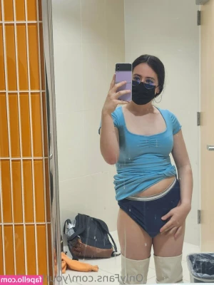 yourlocalfuta - Impress me and I might let you in my pants   by Smutographi (IG)