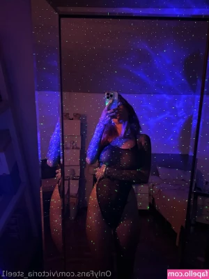 victoria_steel1 [ victoria-steel1 ] - How would you like to have your face under my ass