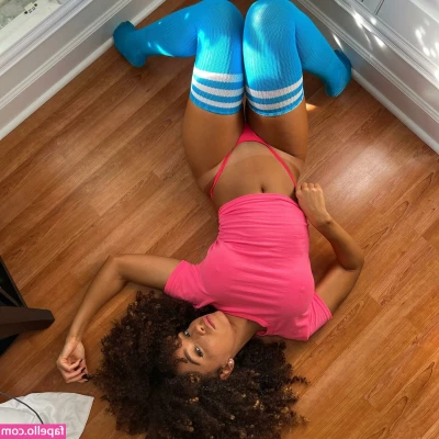 tazsangelsuncensored - Do You like mommy outfit