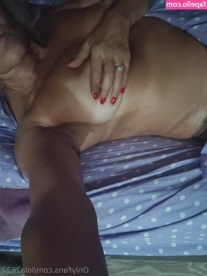 lola2622 - Do you like me wearing black?😉I feel so wild and dangerous right