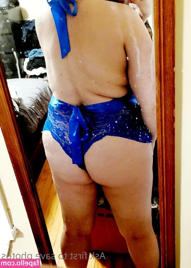 kitten-lunae-lumen - Watch me suck this thick meaty cock