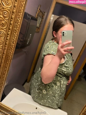 baby.cakes333 [ baby-cakes333 ] - What if I told you … I am working on something new… 👅🍆
