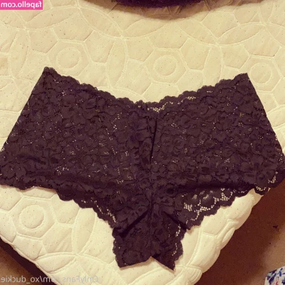 daddy_duckie [ daddy-duckie ] - WHO WOULD'NT CHEAT ON THEIR WIFE FOR ME 😉😘