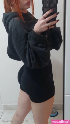 spoiledhottieamelia - tits or ass