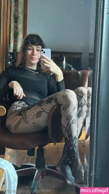 alleycatnai - I'm getting ready to suck your cock Daddy!🍭