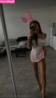 natali_fuentess [ natali-fuentess ] - have you been a good boy?