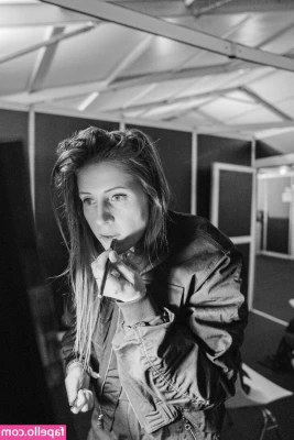 Charlotte De Witte [ charlotte-de-witte ] - Couldnt pick just one