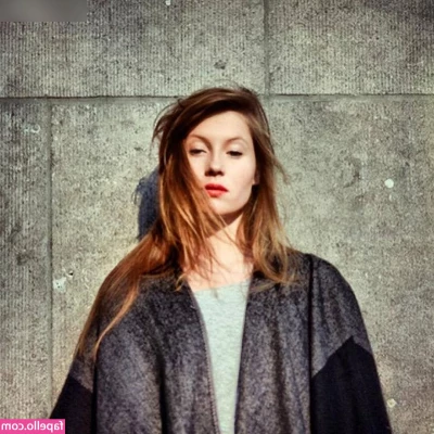 Charlotte De Witte [ charlotte-de-witte ] - Just finished a workout  Get your face in there boy  they re sour and
