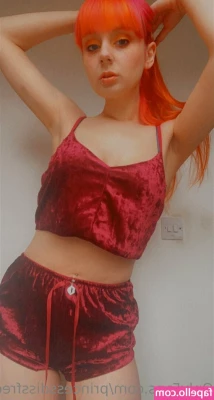 princessdissfree - These panties have easy access you could run your tongue and put your