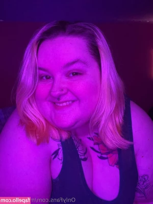 maxineonyx - Swallowing the BBC all the way  N drinkin dat milk